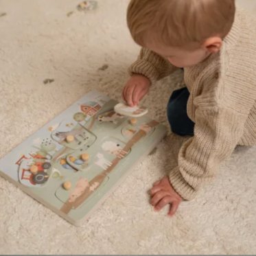 Puslespil, tegnebræt og magnetisk leg 