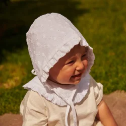 MP Anne Kyse - White