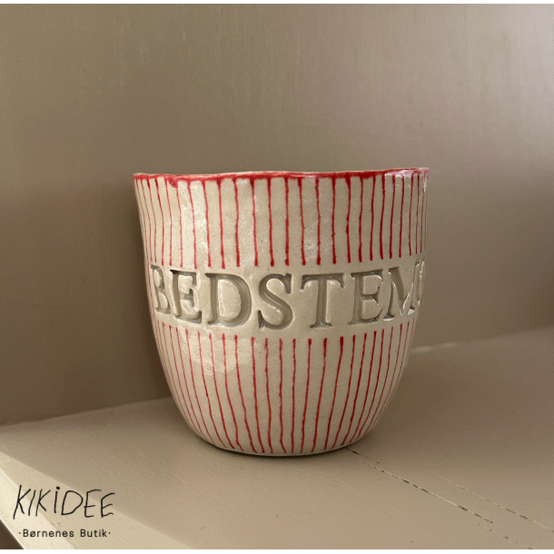 Keramik Kop - Bedstemor m. Tynd R�d Strib u. Hank 